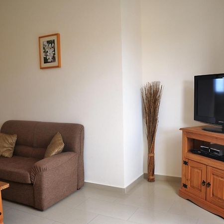 Top Floor, 2 Bedroom Apartment Vanessa D204, Free Wifi, Village View Peyia Exterior foto