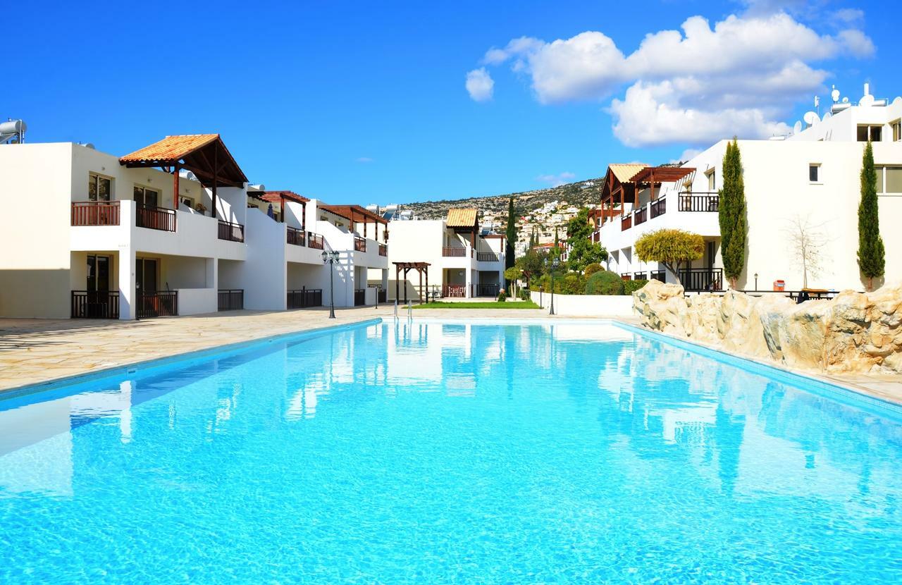 Top Floor, 2 Bedroom Apartment Vanessa D204, Free Wifi, Village View Peyia Exterior foto