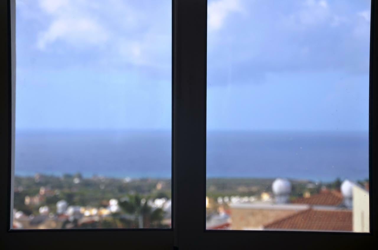 Top Floor, 2 Bedroom Apartment Vanessa D204, Free Wifi, Village View Peyia Cameră foto