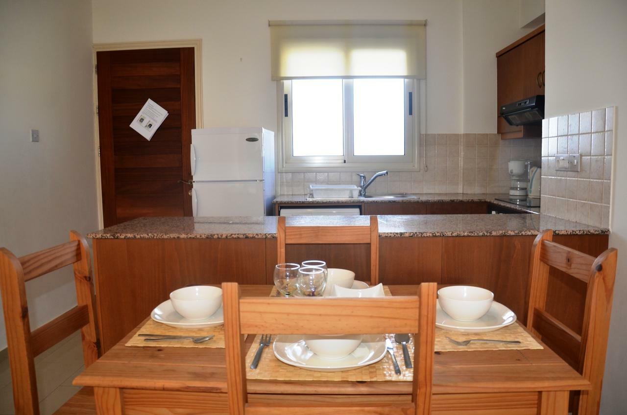 Top Floor, 2 Bedroom Apartment Vanessa D204, Free Wifi, Village View Peyia Cameră foto